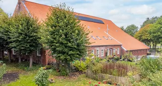 von_poll_real_estate_property_25418120_image_0