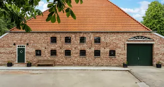 von_poll_real_estate_property_25418120_image_0