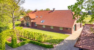 von_poll_real_estate_property_25418077_image_1