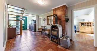 von_poll_real_estate_property_25418077_image_3