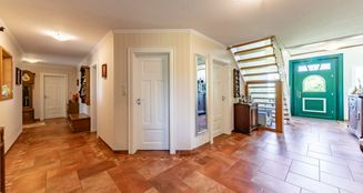 von_poll_real_estate_property_25418077_image_8