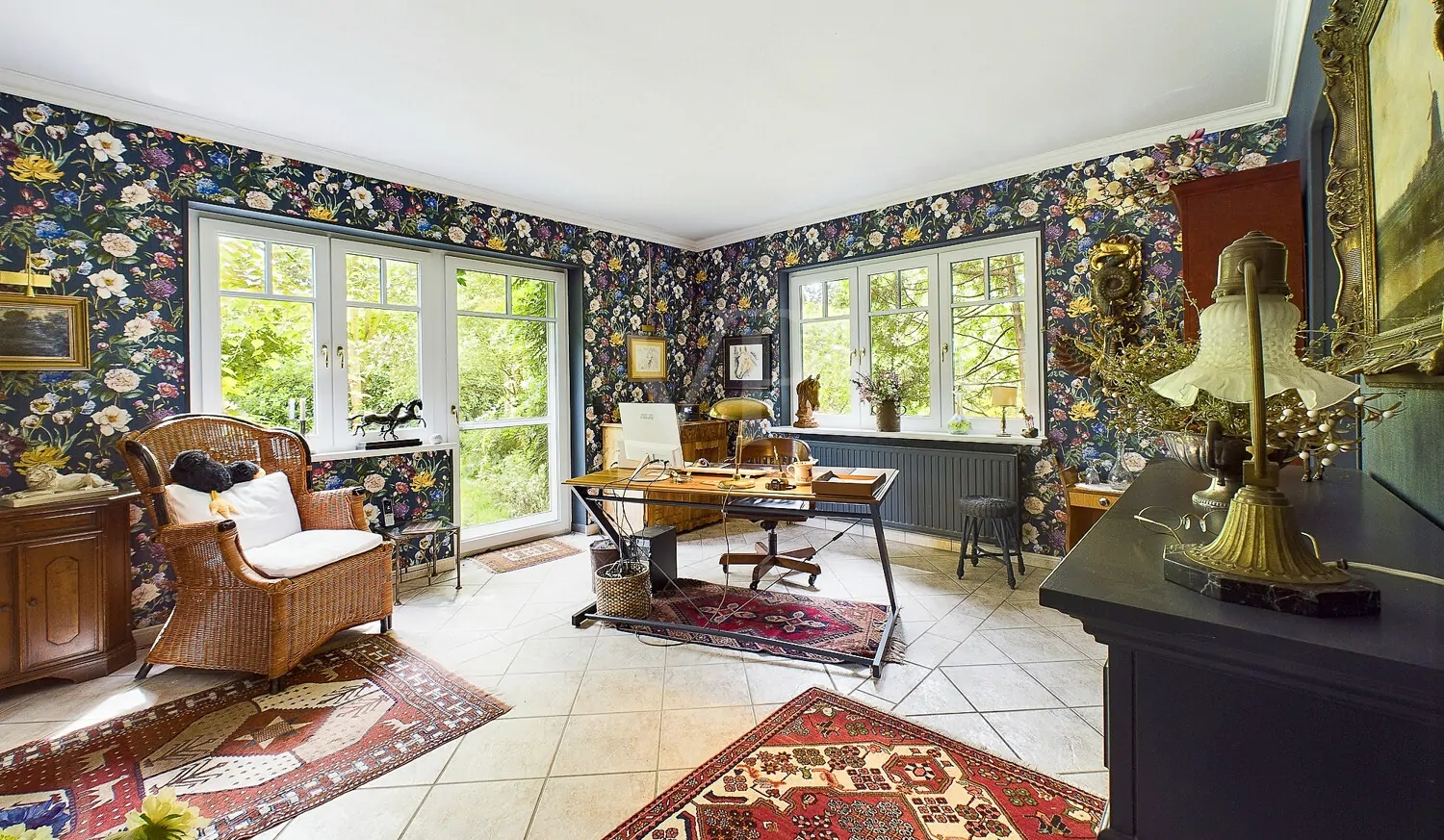 Wohn- & Arbeitszimmer