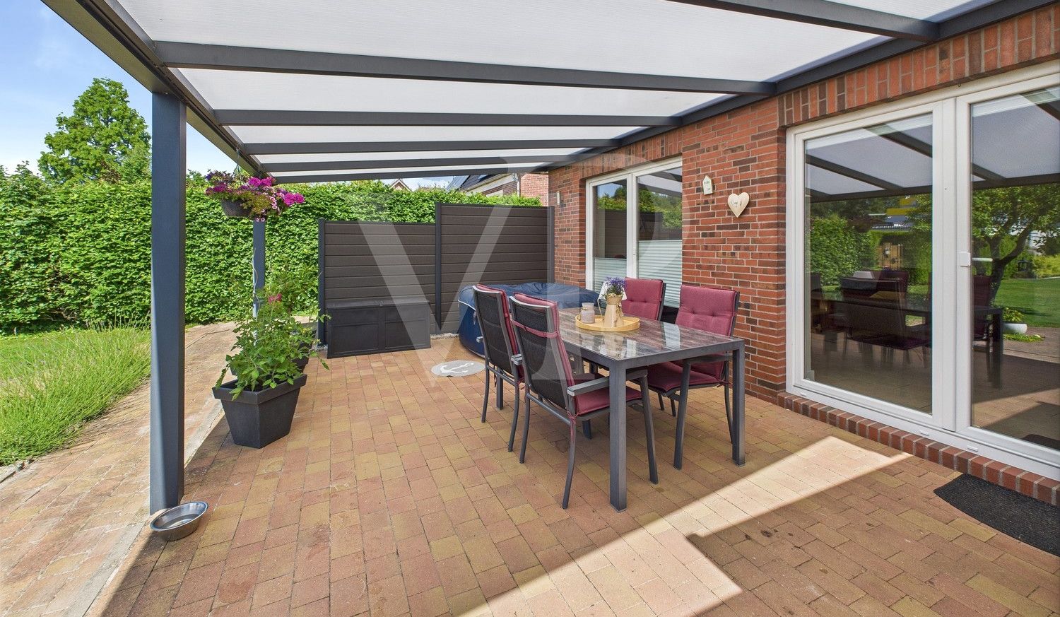 Überdachte Terrasse