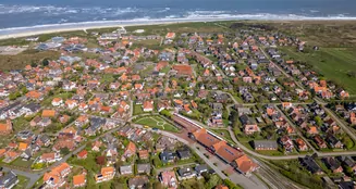 von_poll_real_estate_property_243610241_image_1