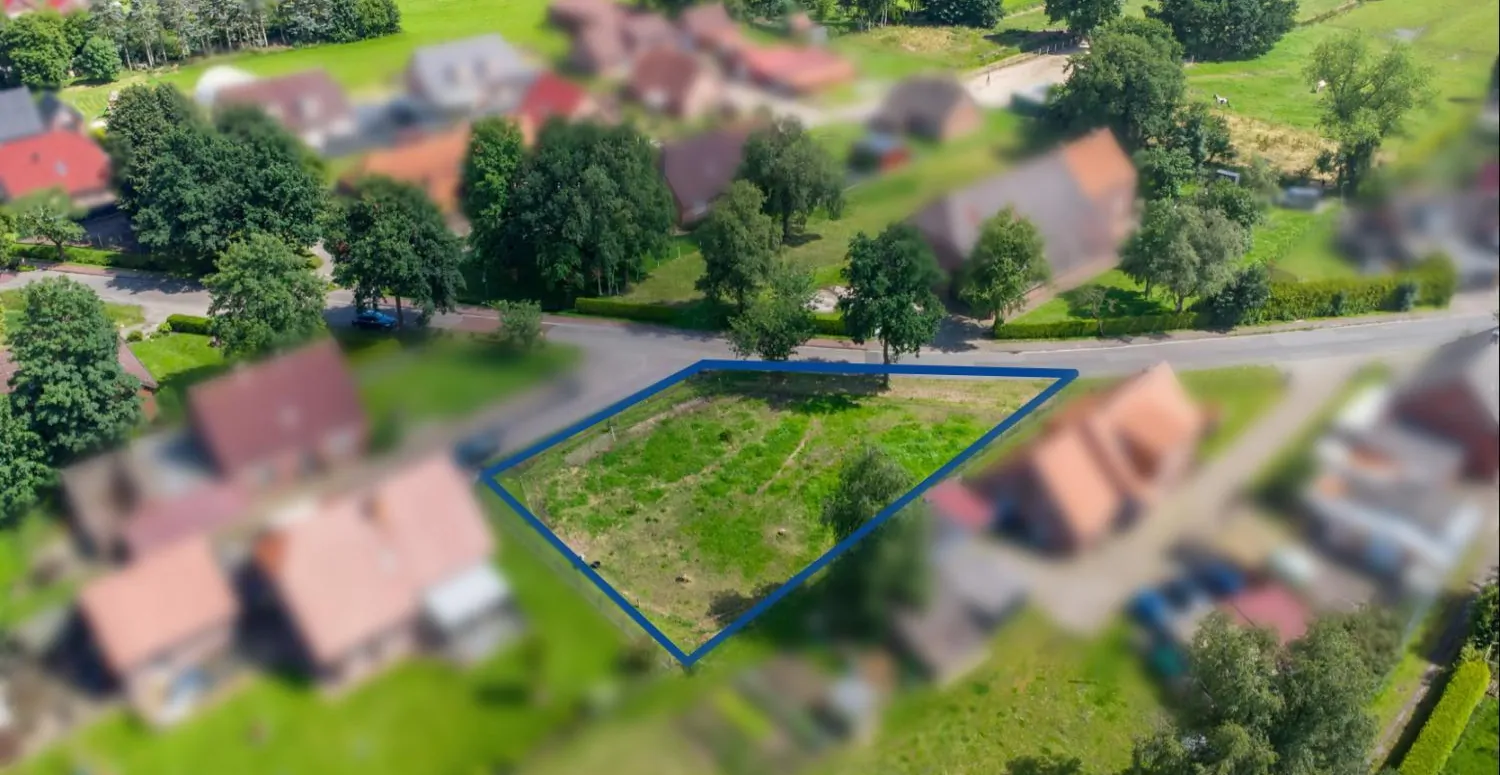 Schönes Grundstück in Dorflage