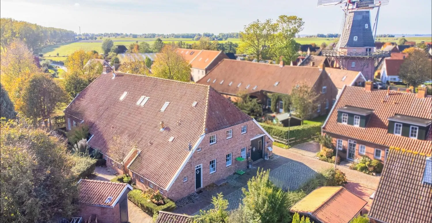 Sanierter Gulfhof in Rysum – Vielseitige Nutzung für Gastro & Feriengäste