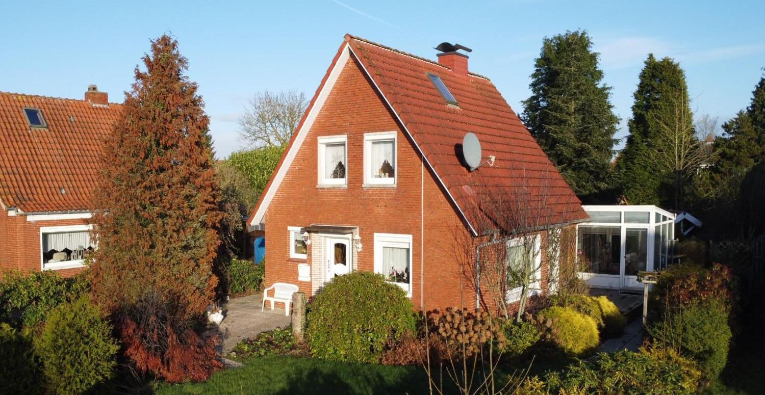 Einfamilienhaus mit idyllischem Garten