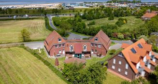 von_poll_real_estate_property_25361008_image_0