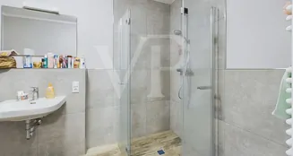 von_poll_real_estate_property_24418113_image_5