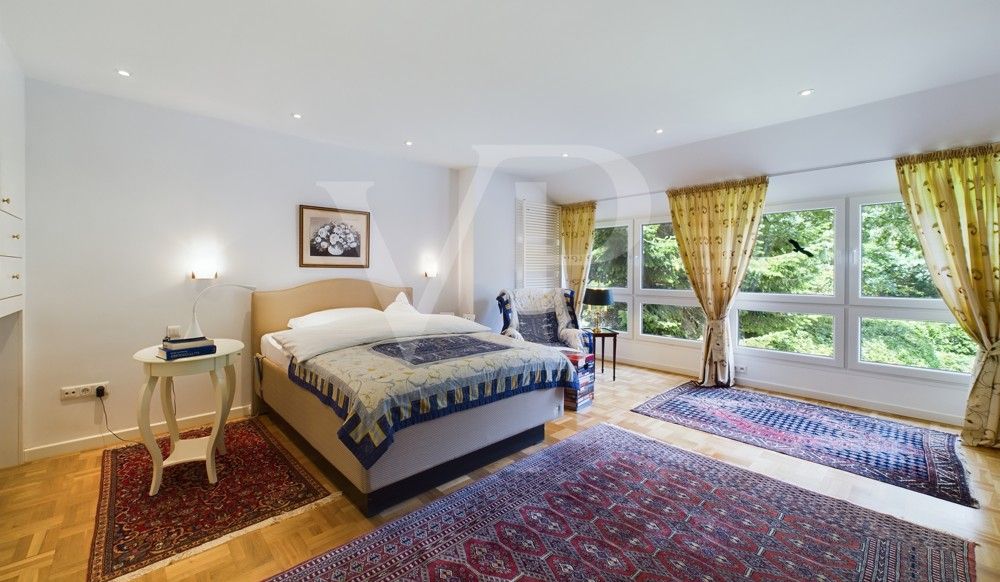 Schlafzimmer I OG