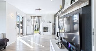 von_poll_real_estate_property_2536103701_image_6