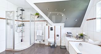 von_poll_real_estate_property_2536103701_image_12