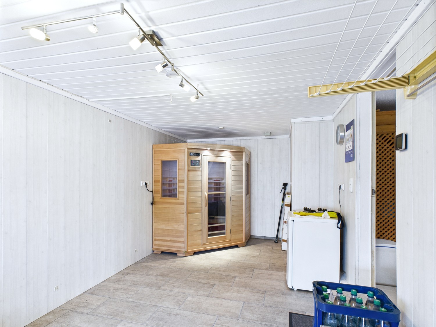 Ausgebaute Garage