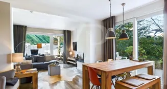 von_poll_real_estate_property_2536103301_image_0