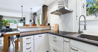 von_poll_real_estate_property_2536103301_image_2