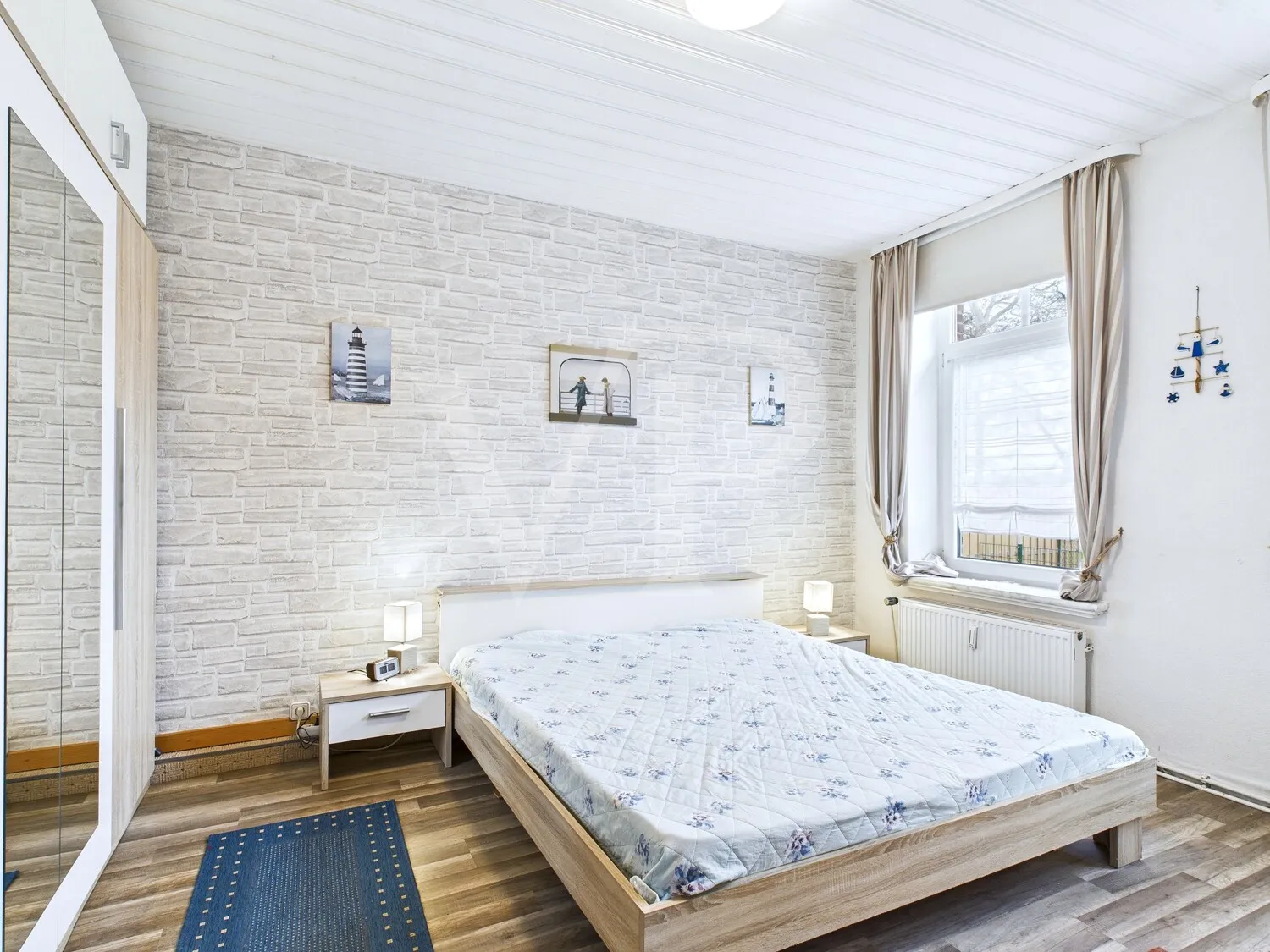 Schlafzimmer 2