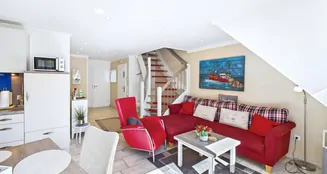 von_poll_real_estate_property_254180791_image_2