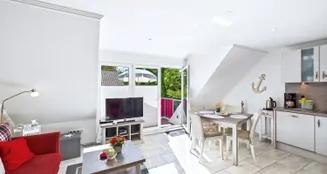 von_poll_real_estate_property_254180791_image_4