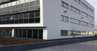 von_poll_real_estate_property_4_image_19