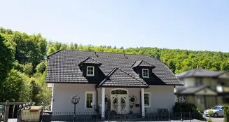 von_poll_real_estate_property_25198007_image_0